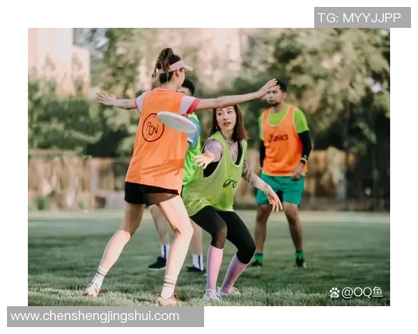 飞盘竞技的魅力与挑战重庆飞盘队的战术解析与团队协作探秘